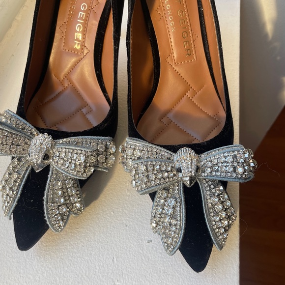 Kurt Geiger Black Bow Heels - Picture 4 of 6